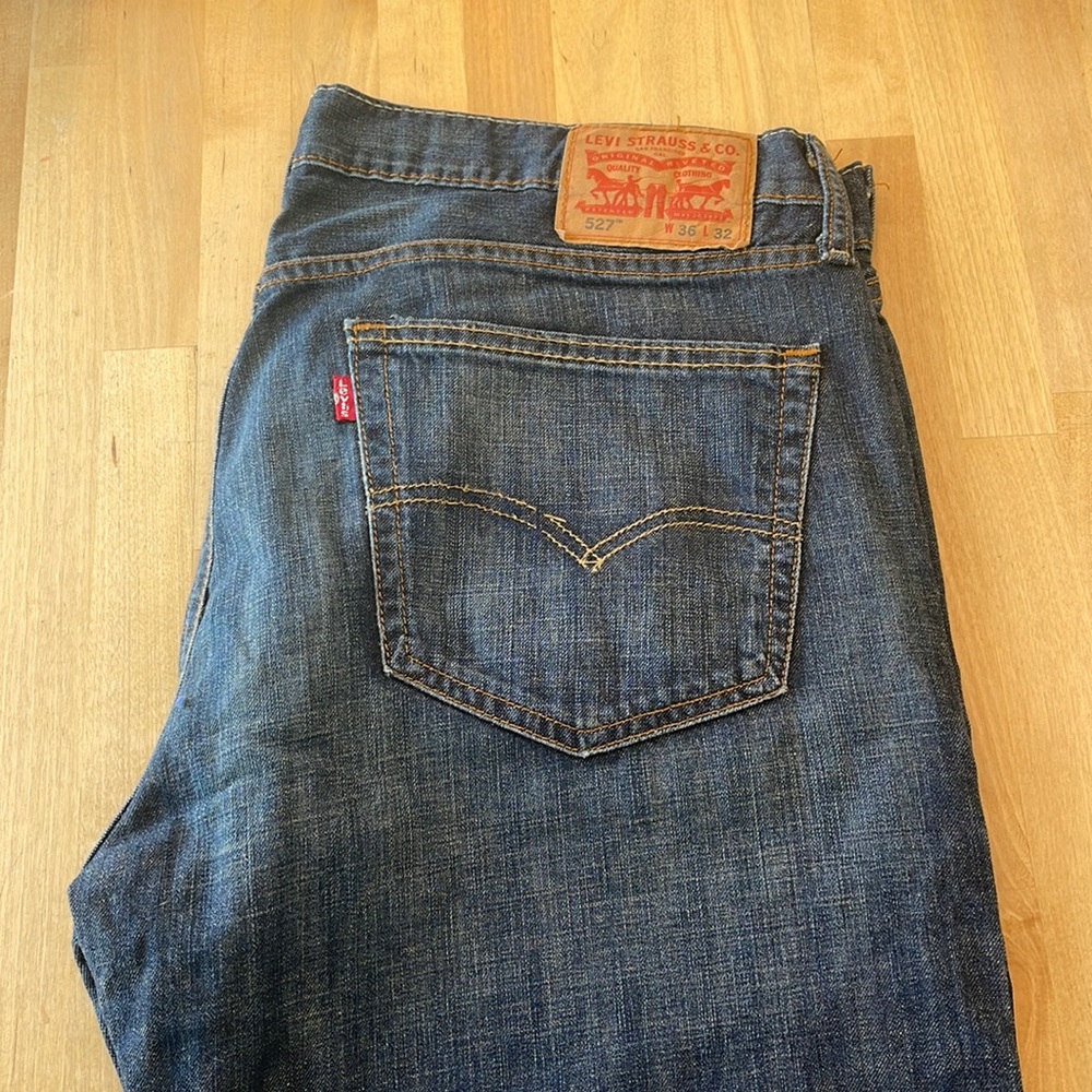 Levi Strauss 527 denim jeans size 36 x 32